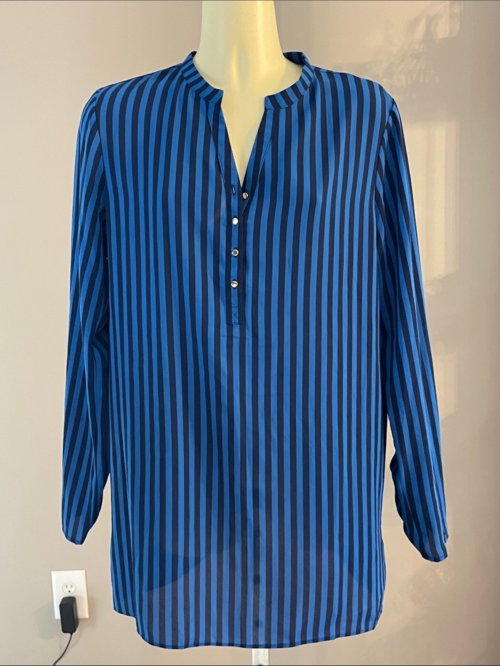Charming Charlie Striped Blue and Black Long-Sleeve Women's Blouse  EUC